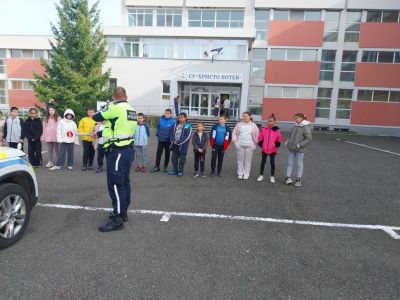 Детско полицейско управление 4