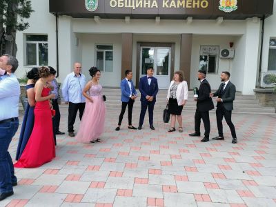 Изпращане на абит. - СУ Христо Ботев - Камено