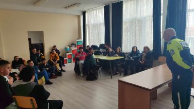 Лекция по безопасност - СУ Христо Ботев - Камено