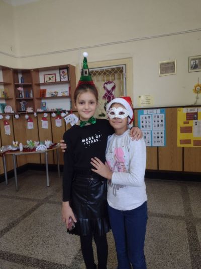 Весела Коледа - СУ Христо Ботев - Камено